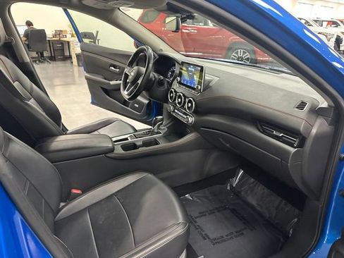 Used 2022 Nissan Sentra SR w/ SR Premium Package FWD image 22