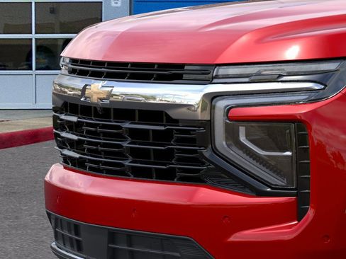 New 2026 Chevrolet Suburban LS RWD image 13