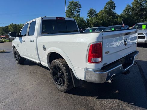 Used 2017 RAM 1500 Laramie AWD/4WD image 3