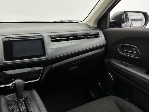 Used 2018 Honda HR-V EX image 27