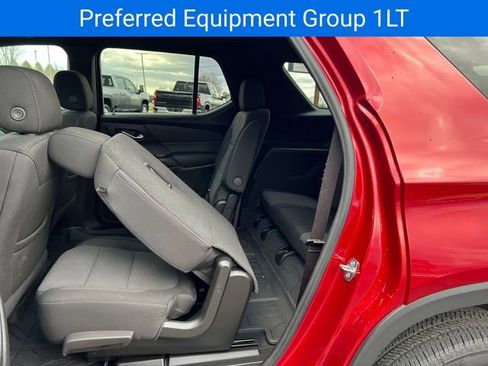 Certified 2023 Chevrolet Traverse LT w/ LPO, Floor Liner Package AWD/4WD image 9