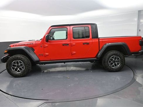 New 2025 Jeep Gladiator Rubicon w/ Convenience Group image 4