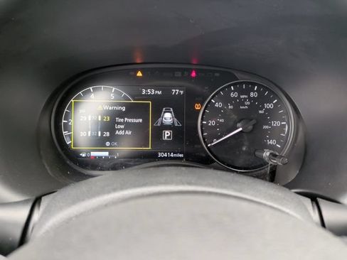 Used 2023 Nissan Kicks SR FWD image 21