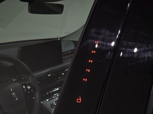 New 2026 Lincoln Aviator Reserve image 10