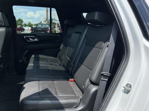 Used 2023 Chevrolet Tahoe Z71 w/ Luxury Package AWD/4WD image 25