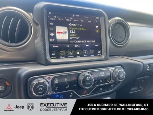 Used 2023 Jeep Wrangler Unlimited w/ Cold Weather Group AWD/4WD image 12