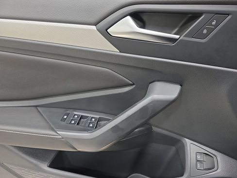 Used 2023 Volkswagen Jetta S image 28