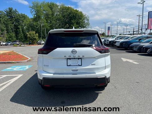 Used 2025 Nissan Rogue SV w/ SV Premium Package AWD/4WD image 6