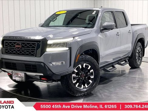 Used 2022 Nissan Frontier PRO-4X image 1