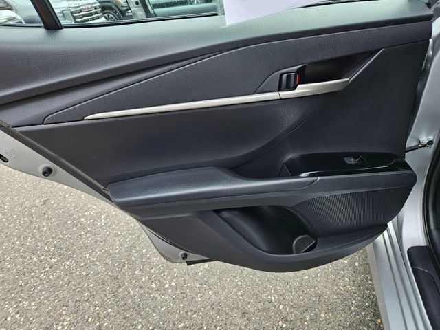 Used 2025 Toyota Camry LE FWD image 17