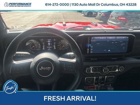 Used 2024 Jeep Gladiator Mojave w/ Technology Group AWD/4WD image 26