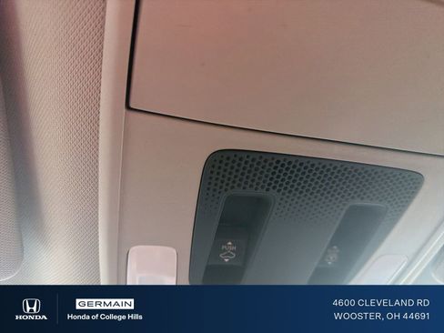 Used 2024 Honda Pilot Touring image 27