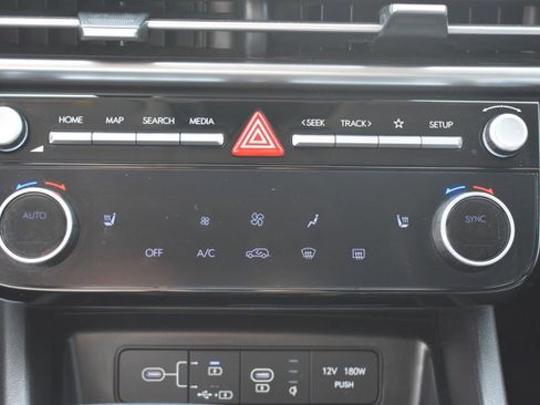 Used 2025 Hyundai Tucson SEL AWD/4WD image 27