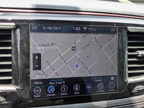Used 2019 Chrysler Pacifica Limited FWD image 27