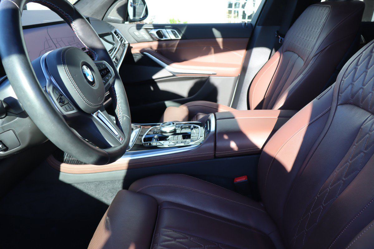 Used 2026 BMW X7 M60i AWD/4WD image 33