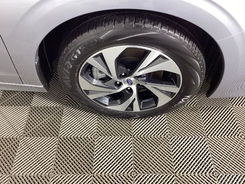 Used 2022 Subaru Legacy Premium image 7