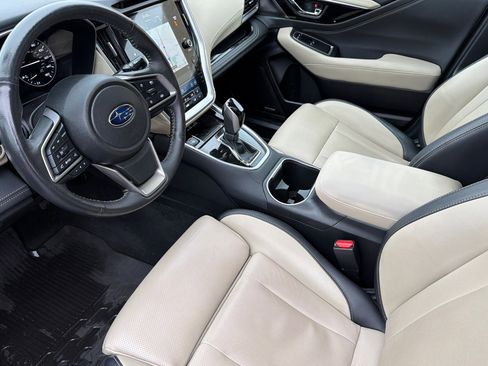 Used 2023 Subaru Outback Limited image 10