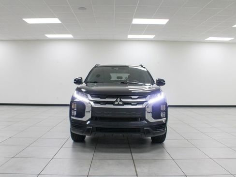 Used 2022 Mitsubishi Outlander Sport GT image 3