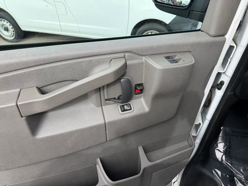 Used 2020 Chevrolet Express 2500 Extended w/ Communications Package image 12