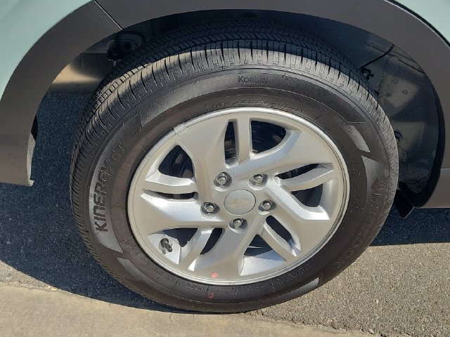 Used 2026 Hyundai Venue SE FWD image 29