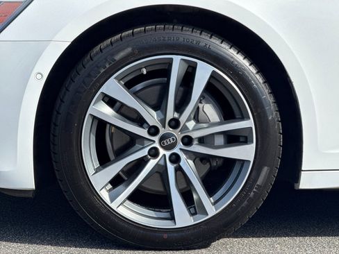 Used 2023 Audi A6 2.0T Premium image 24