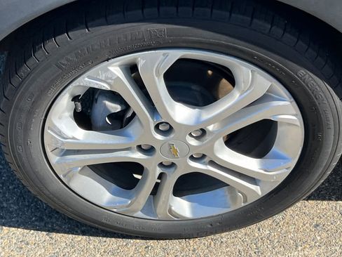 Used 2019 Chevrolet Bolt LT image 14