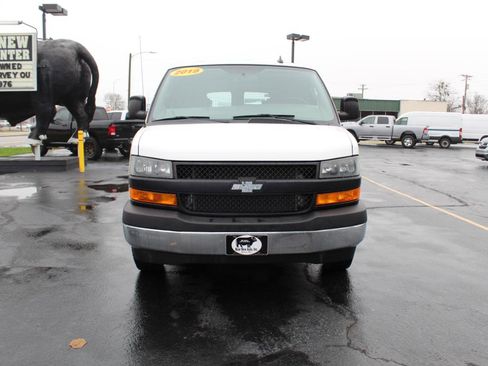 Used 2019 Chevrolet Express 2500 w/ Driver Convenience Package RWD image 2