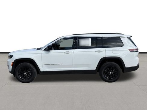 Used 2025 Jeep Grand Cherokee L Laredo RWD image 8