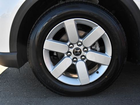 Used 2024 Honda Prologue EX image 12