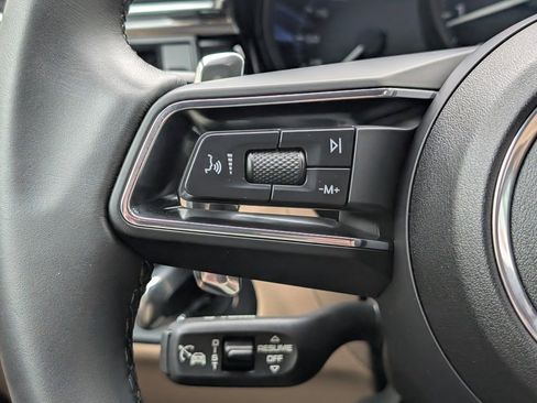 Certified 2025 Porsche Macan image 21