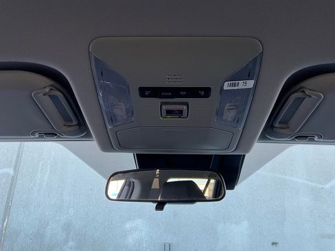 Used 2025 Toyota RAV4 XLE image 16