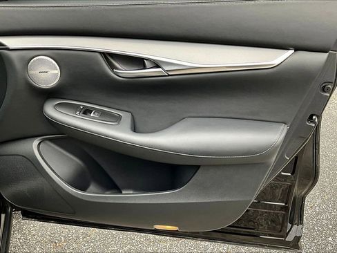 Certified 2025 INFINITI QX50 Luxe image 25