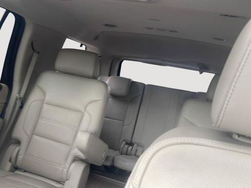 Used 2017 GMC Yukon Denali AWD/4WD image 40