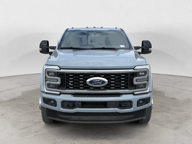 Certified 2025 Ford F450 Platinum w/ FX4 Off-Road Package AWD/4WD image 8