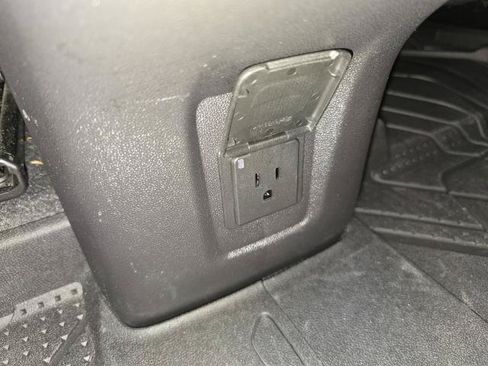 Used 2024 Chevrolet Equinox LT AWD/4WD image 26