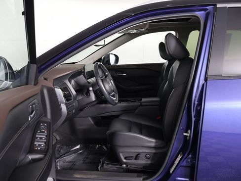 Used 2023 Nissan Rogue SL w/ SL Premium Package AWD/4WD image 30