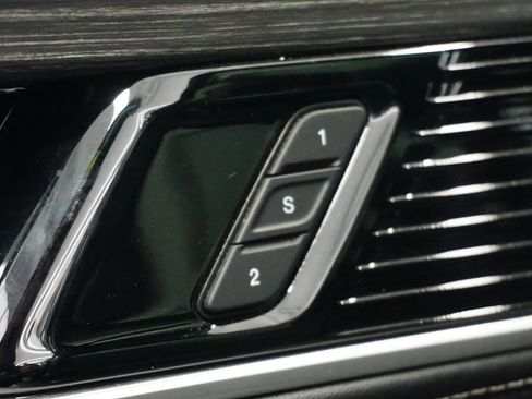 Used 2023 Jeep Wagoneer Series III w/ Premium Group I image 26