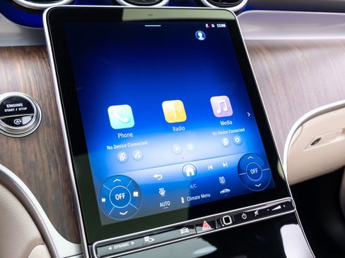 New 2026 Mercedes-Benz GLC 300 4MATIC image 26