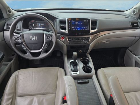 Used 2018 Honda Pilot EX image 14
