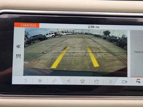 Used 2021 Land Rover Range Rover Sport HSE Dynamic image 18