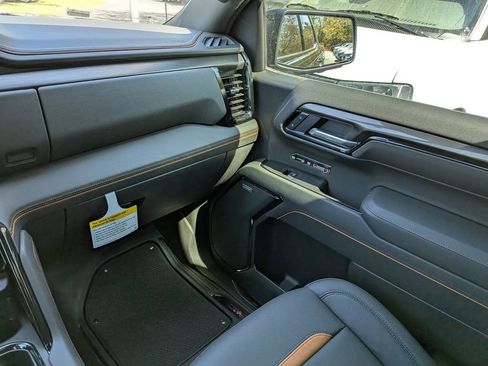 New 2026 GMC Sierra 1500 AT4 w/ AT4 Premium Package image 17