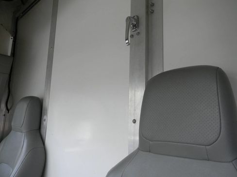 Used 2018 Ford E-350 and Econoline 350 Super Duty w/ Power Windows & Locks Group RWD image 9