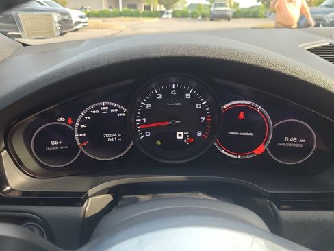 Used 2019 Porsche Cayenne AWD/4WD image 31