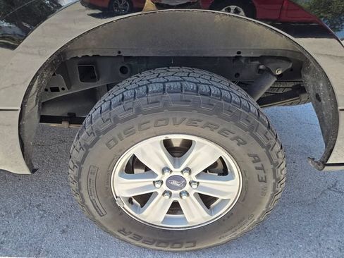 Used 2016 Ford F150 XLT RWD image 19