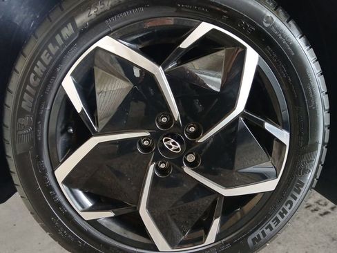 Certified 2024 Hyundai Ioniq 5 SEL image 14