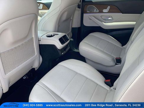 Used 2021 Mercedes-Benz GLS 450 4MATIC image 23