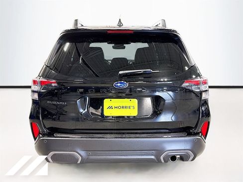 Used 2025 Subaru Forester Limited w/ Popular Package #1 AWD/4WD image 6