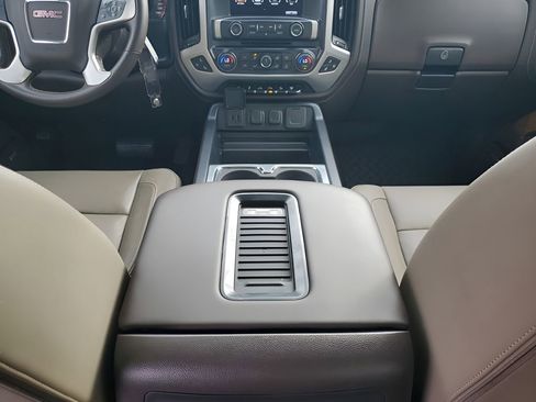 Used 2016 GMC Sierra 2500 SLT w/ Duramax Plus Package image 22