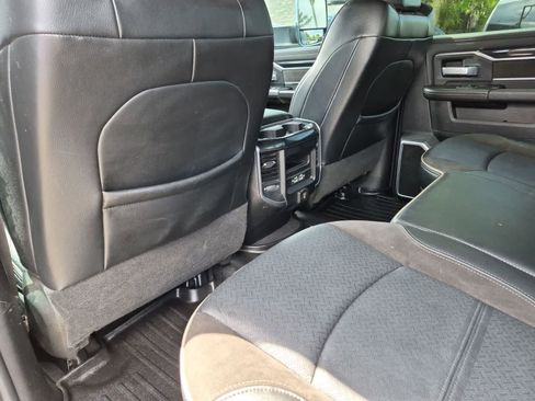 Used 2022 RAM 2500 Laramie AWD/4WD image 18