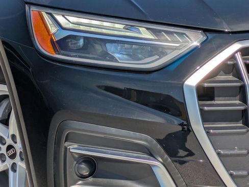 Used 2023 Audi Q5 2.0T Premium w/ Convenience Package image 25